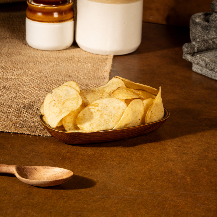 Potato chips salt
