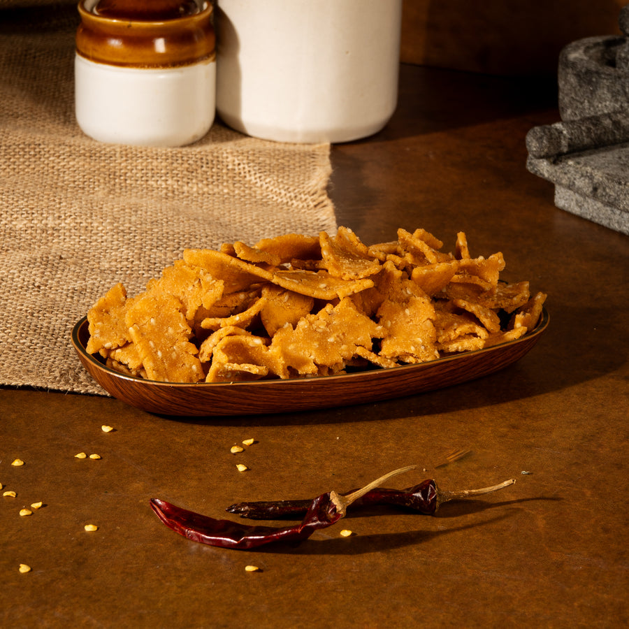 Sesame Ribbon Pakoda